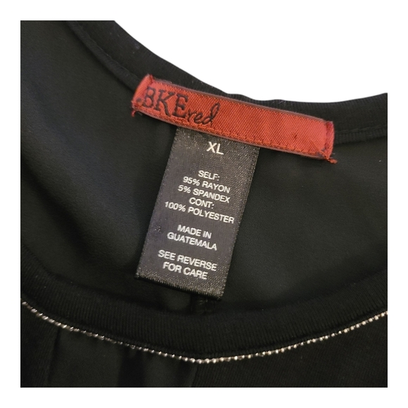 BKE Red Womens Black Flowing Tank Top With Rinstone Embellishments Size Xlarge - Picture 3 of 8